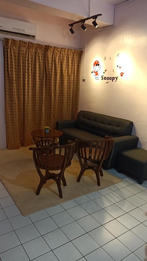 Snoopy Homestay Two Bedroom Batu Pahat Ngoại thất bức ảnh