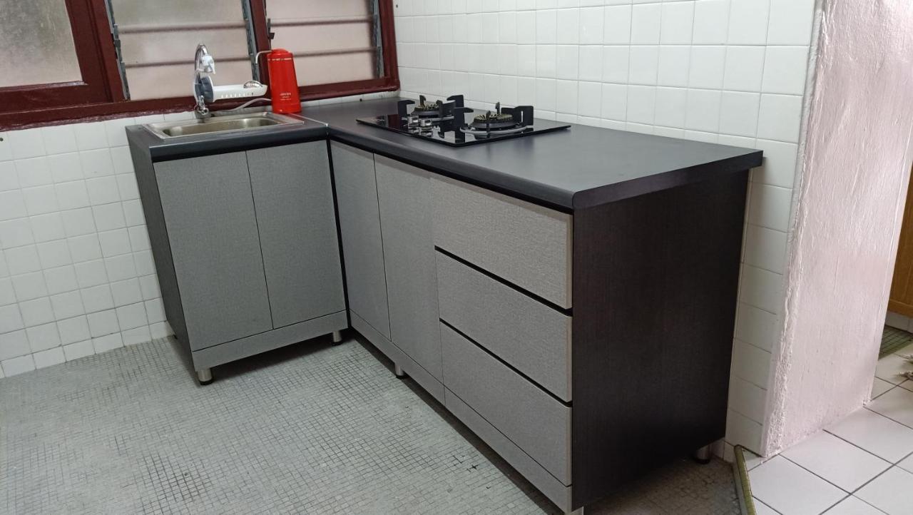 Snoopy Homestay Two Bedroom Batu Pahat Ngoại thất bức ảnh