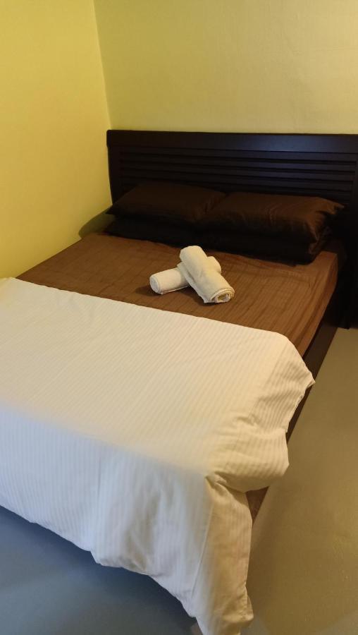 Snoopy Homestay Two Bedroom Batu Pahat Ngoại thất bức ảnh