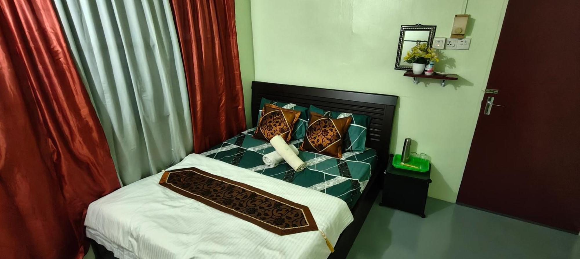 Snoopy Homestay Two Bedroom Batu Pahat Ngoại thất bức ảnh